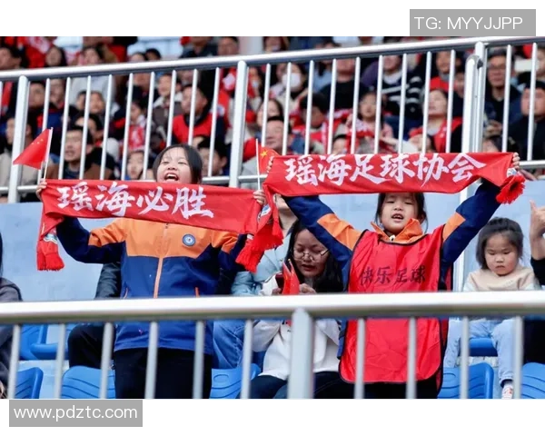 华人足球队奋勇争先展现团结精神与拼搏力量的辉煌历程 华人足球队奋勇争先展现团结精神与拼搏力量的辉煌历程