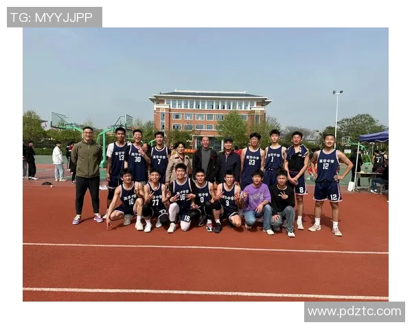在篮球场上与爱同行的青春热血小说